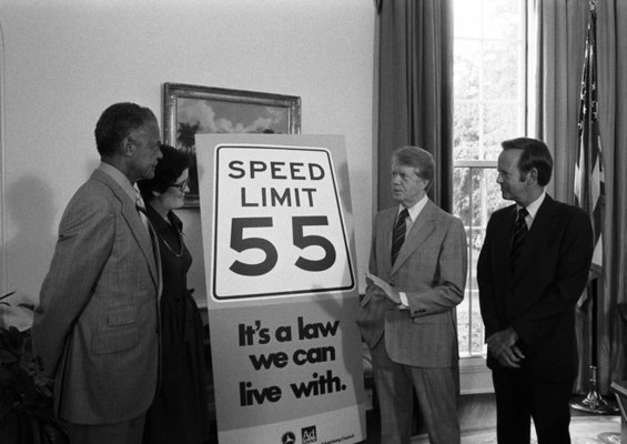 Carter president speed limit drive 55